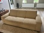 2x 3 zits bank zandkleurig alcantara Italiaans merk Natuzzi, Huis en Inrichting, Ophalen, Driepersoons, Zo goed als nieuw, Rechte bank