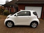 Super Zuinig! TOYOTA iQ 1.0 VVTi Comfort airco PARELMOERWIT, Auto's, Toyota, Stof, Zwart, 4 stoelen, Origineel Nederlands