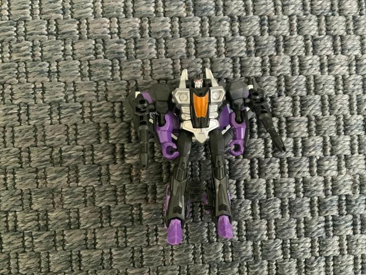 2012 Hasbro Transformers Decepticon Skywarp, Verzamelen, Transformers, Zo goed als nieuw, Overige generaties, Decepticons, Ophalen of Verzenden