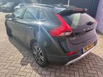 Volvo V40 Cross Country 2.0 T3 Momentum | Standkachel | Volv, Voorwielaandrijving, 65 €/maand, Gebruikt, Euro 6