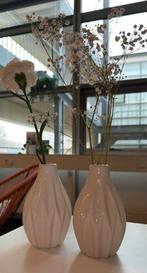 Set van 2 witte vazen, Wit, Aardewerk of Porselein, Ophalen of Verzenden, Zo goed als nieuw