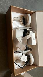 Oculus qeust 2 128gb met doos, Ophalen of Verzenden, Zo goed als nieuw