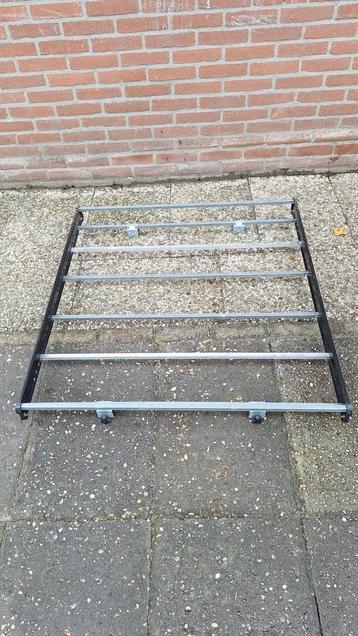 Dakrek beschikbaar voor biedingen