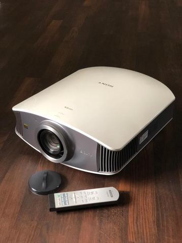 Sony VPL-VW50 projector beschikbaar voor biedingen