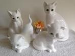 😺4 Vintage DELFTS WIT POEZEN/KATTEN Beeldjes/Beelden., Verzamelen, Beelden en Beeldjes, Ophalen of Verzenden, Zo goed als nieuw