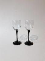SET VAN 2 VINTAGE GLAZEN, ZWARTE VOET | LUMINARC FRANCE, Verzamelen, Glas en Borrelglaasjes, -, -, Overige typen, Ophalen of Verzenden