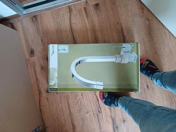 Keuken kraan  beschikbaar voor biedingen