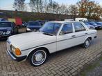 Mercedes 200-280 200 D W123, Auto's, Automaat, Achterwielaandrijving, Gebruikt, 4 cilinders