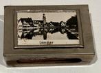 Vintage Metalen Houder Voor Luciferdoosjes. de Lemmer., Verzenden, Gebruikt, Luciferdoosjes of -merken