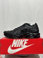 NIEUW IN DOOS! Maat 49,5 - Nike Air Max Plus Triple Black, Verzenden, Zwart, Nike, Nieuw