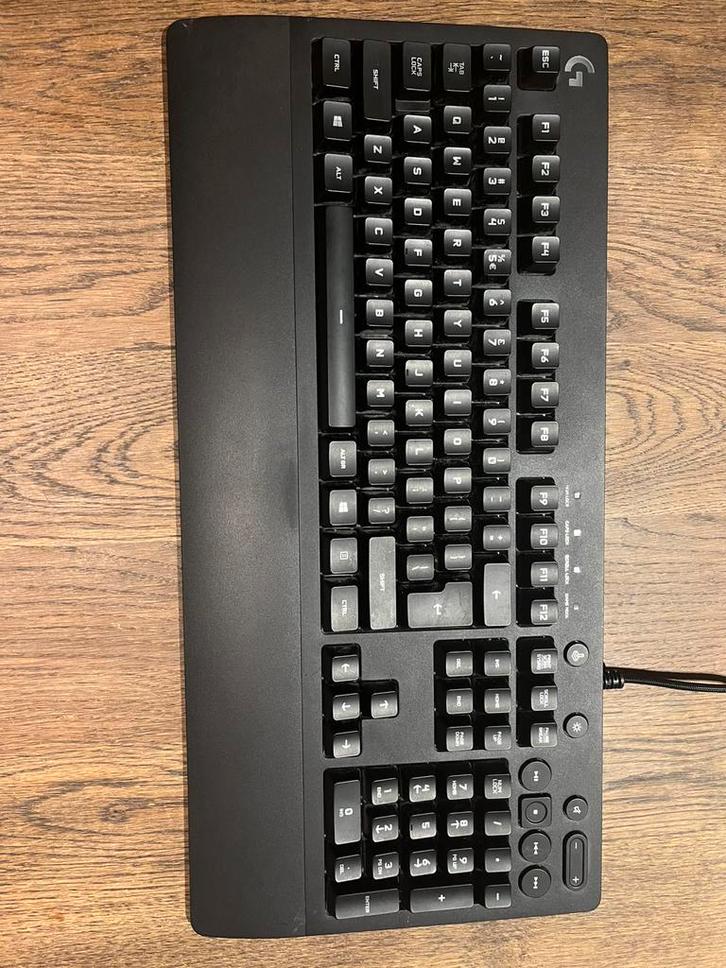 Logitech G213 Prodigy Gaming Keyboard, Computers en Software, Toetsenborden, Zo goed als nieuw, Qwerty, Bedraad, Gaming toetsenbord