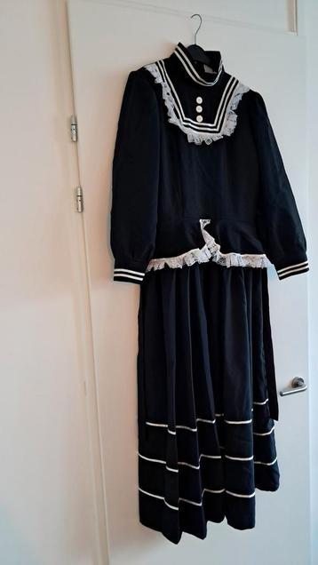 Carnaval zwarte dames jurk. beschikbaar voor biedingen