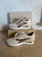 Sneakers, Overige kleuren, Ophalen of Verzenden, Sneakers of Gympen, Zo goed als nieuw