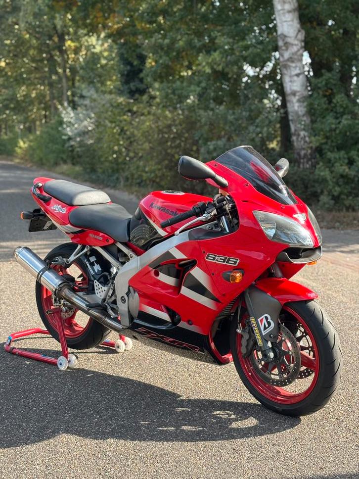 ✅ Zeer Nette Kawasaki Ninja 636 ZX6R (2002)! ✅, Motoren, Motoren | Kawasaki, Bedrijf, meer dan 35 kW, 4 cilinders, Motorrijbewijs A
