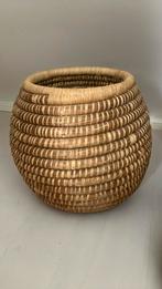 Hele grote handmade gevlochten pot mand type Bijenkorf, Ophalen, Zo goed als nieuw