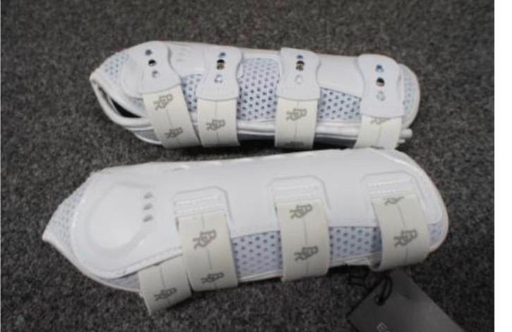 BR paar Country Tech Beenbeschermers, Wit, M, Dieren en Toebehoren, Paarden en Pony's | Beschermers, Nieuw, Ophalen of Verzenden