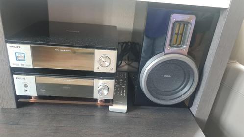 Philips MCD716 DVD-HiFi-systeem, Audio, Tv en Foto, Home Cinema-sets, Zo goed als nieuw, Dvd-speler, 2.1-systeem, 40 tot 70 watt