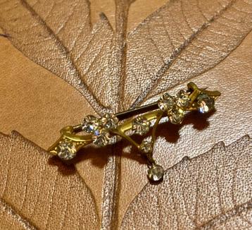 Vintage goudkleur strass rhinestones broche costume Jewelry beschikbaar voor biedingen