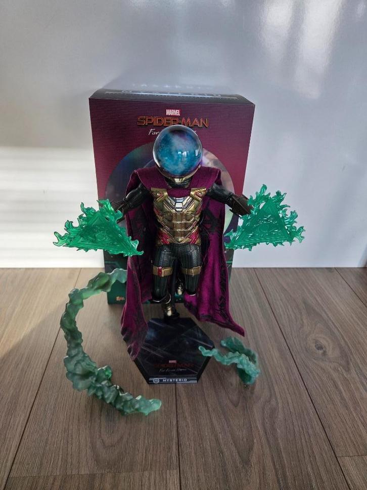 Hot Toys MMS556 Mysterio, Verzamelen, Poppetjes en Figuurtjes, Zo goed als nieuw, Ophalen