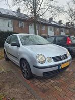 Volkswagen Polo 1.2 47KW 2002 Grijs, Auto's, 1198 cc, Origineel Nederlands, Handgeschakeld, Particulier