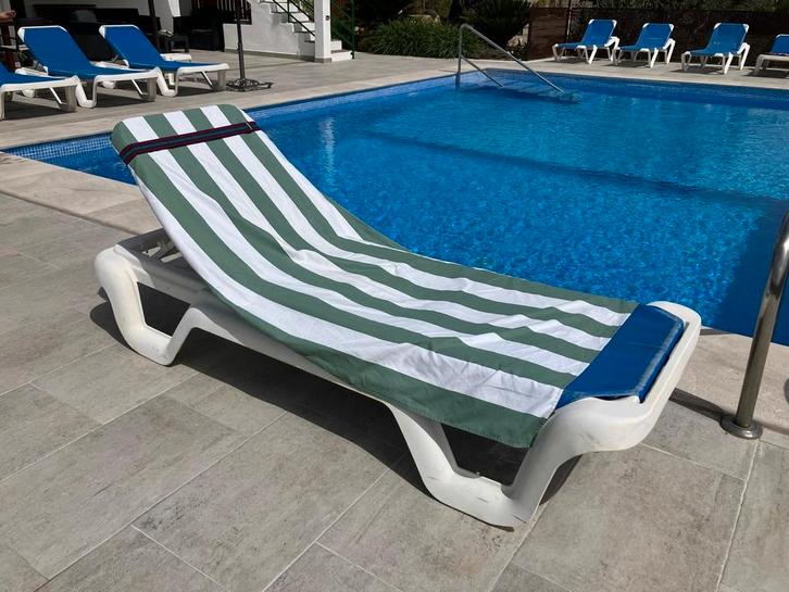 NIEUW! Strand handdoek/ badlaken elastiek.
Zeer elastisch, Tuin en Terras, Ligbedden, Nieuw, Ophalen of Verzenden