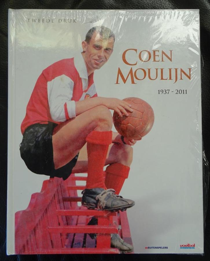 Coen Moulijn 1937 - Nieuw in folie 2011 9789071359125, Boeken, Sportboeken, Nieuw, Balsport, Ophalen of Verzenden