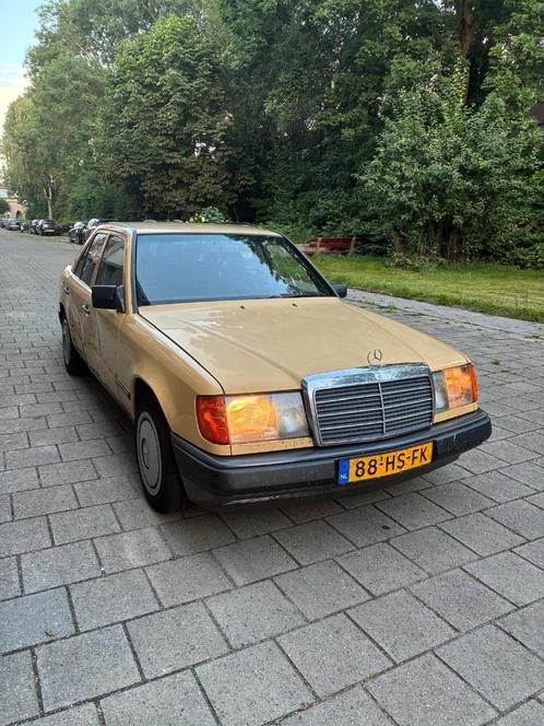 Mercedes-Benz 200-Serie 2.5 250 D AUT 1987, Auto's, Mercedes-Benz, Particulier, 200-Serie, ABS, Mistlampen, Startonderbreker, Trekhaak