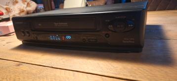 Mitsubishi HS-640V VHS Videorecorder beschikbaar voor biedingen