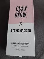Nieuw clay and glow voetencreme, Ophalen of Verzenden, Nieuw, Bodylotion, Crème of Olie