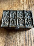 bronzen religiekistje kist sieradenkistje juwelenkistje, Antiek en Kunst, Ophalen of Verzenden