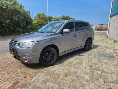 Mitsubishi Outlander 2.0 MPI 2WD CVT 2015, Auto, 7P, 1e eige, Auto's, Mitsubishi, Particulier, Outlander, ABS, Achteruitrijcamera