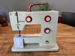 Te koop Bernina 900 nova, Hobby en Vrije tijd, Naaimachines en Toebehoren, Ophalen of Verzenden, Zo goed als nieuw, Naaimachine