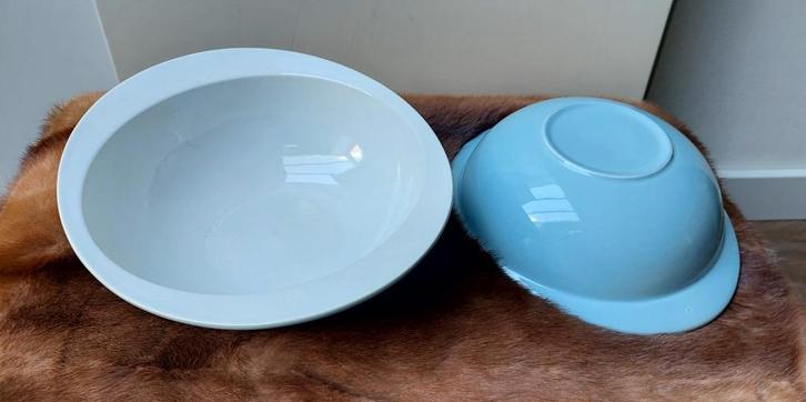 2  vintage schaal schalen Industrie Fris design (1947-1969), Huis en Inrichting, Keuken | Servies, Zo goed als nieuw, Schaal of Schalen