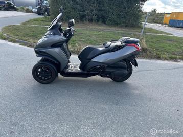 Peugeot Metropolis 400 MP3 beschikbaar voor biedingen