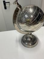 Wereldbol chroom metaal zeer mooi, Ophalen, Zo goed als nieuw