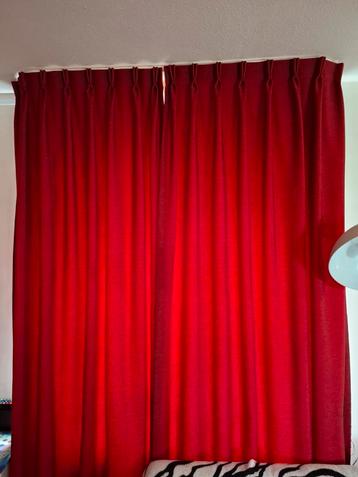 Kwantum Mira rood plooigordijnen 255x270 + 255x176 beschikbaar voor biedingen