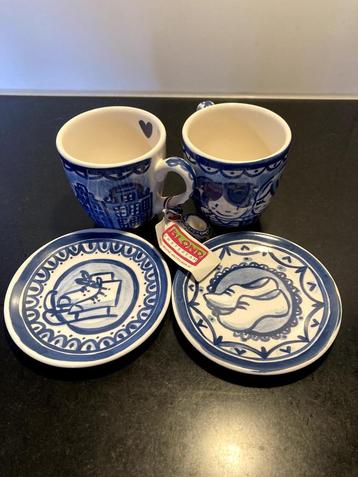 koffiekopjes van BLOND AMSTERDAM in blauw-wit