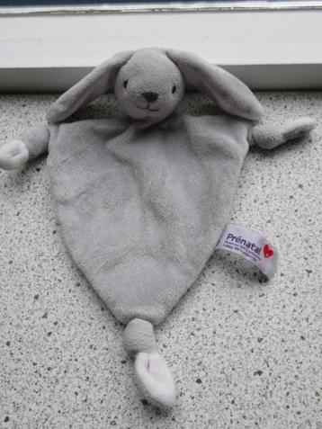 Knuffeldoek konijn of konijntje van Prenatal licht grijs wit beschikbaar voor biedingen
