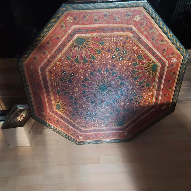 Mooi Marokkaans Tafeltje/Salontafel 105 breed, achthoekig., Huis en Inrichting, Tafels | Salontafels, Ophalen