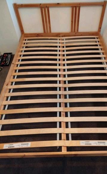 Fjellse bed 140x200 cm inclusief twee Luröy lattenbodems - afbeelding 1