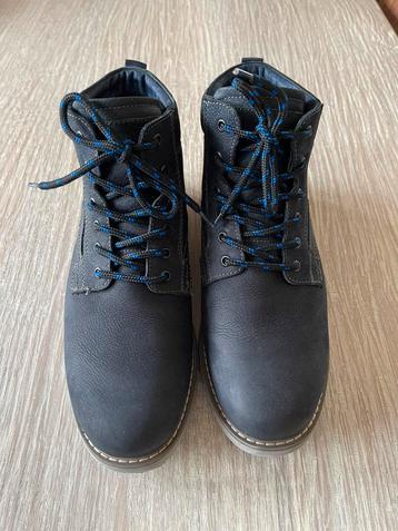 Hoge herenschoenen, maat 46 beschikbaar voor biedingen