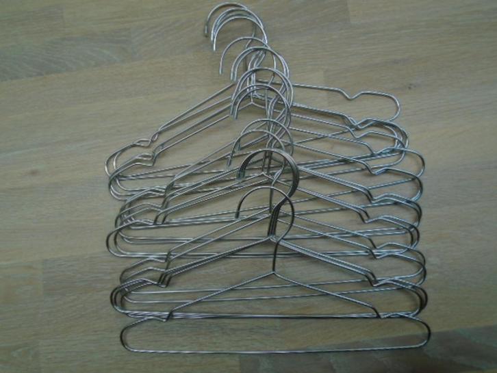 20x stevige metalen kledinghanger, kleding hanger kind, 32cm, Kleding | Dames, Kledinghangers, Zo goed als nieuw, Metaal, Kinderen en Volwassenen