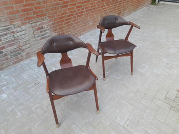 Koehoorn stoelen  beschikbaar voor biedingen