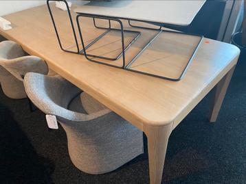 Tafel harvey 250x100 blank eiken afgeronde hoeken hoge korti beschikbaar voor biedingen