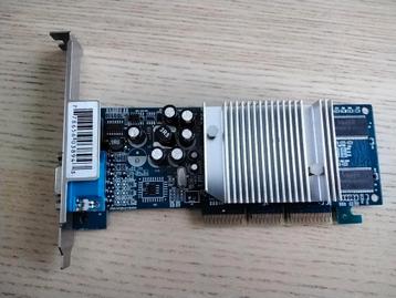 AGP videokaart met Nvidia GeForce FX5200 chip beschikbaar voor biedingen