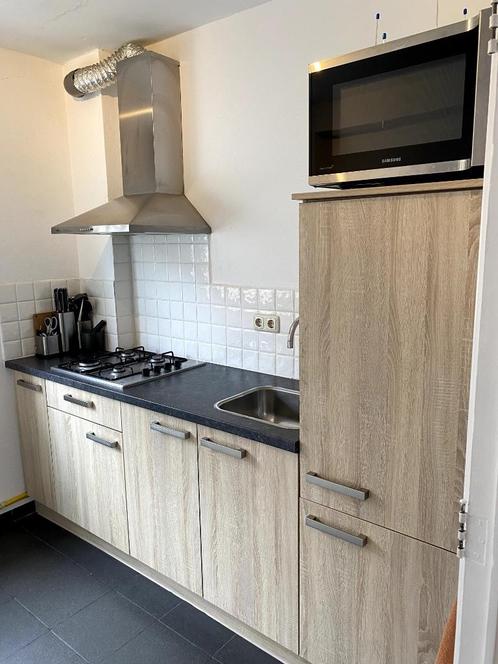 Keuken, Huis en Inrichting, Keuken | Complete keukens, Gebruikt, Enkelwandige keuken, Bruin, Kunststof, Ophalen