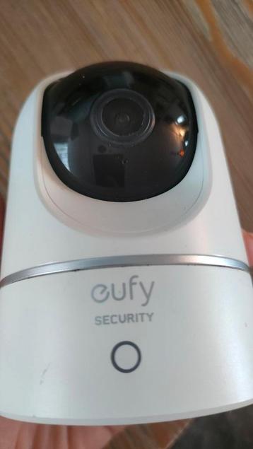 Nieuwe Eufy Indoor Cam Pan & Tilt - 2K Resolutie & AI beschikbaar voor biedingen