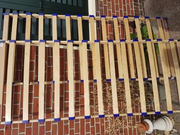 Twee latten bodems merk Björn.   beschikbaar voor biedingen