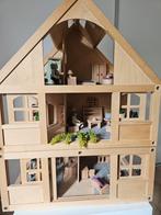 Prachtig, volledig houten poppenhuis (gestoffeerd), Zo goed als nieuw, Ophalen