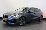 BMW 1-serie 118i High Executive Automaat - A/C Climate - App, 65 €/maand, Gebruikt, Alcantara, Origineel Nederlands